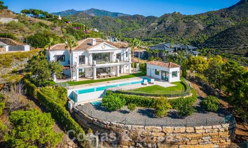 Stately Mediterranean-style luxury villa for sale with stunning panoramic sea views in Marbella - Benahavis 59831