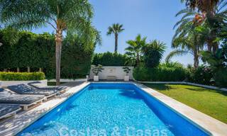 Contemporary Andalusian luxury villa for sale in high-end golf surroundings in Nueva Andalucia, Marbella 59941 