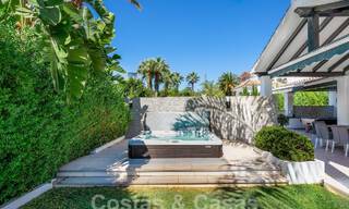 Contemporary Andalusian luxury villa for sale in high-end golf surroundings in Nueva Andalucia, Marbella 59957 