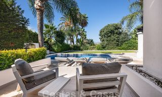 Contemporary Andalusian luxury villa for sale in high-end golf surroundings in Nueva Andalucia, Marbella 59977 