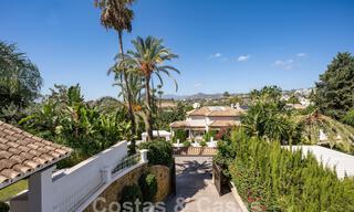Contemporary Andalusian luxury villa for sale in high-end golf surroundings in Nueva Andalucia, Marbella 59979 
