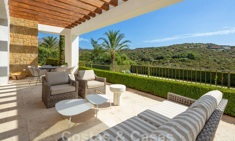 Modernist luxury villa for sale, frontline golf on an award-winning golf course on the Costa del Sol 59900