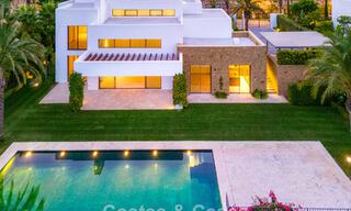 Contemporary luxury villa for sale in a first-line golf resort on the Costa del Sol 60453 