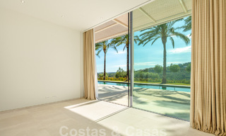 Sophisticated luxury villa for sale adjacent to an award-winning golf course on the Costa del Sol 60150 