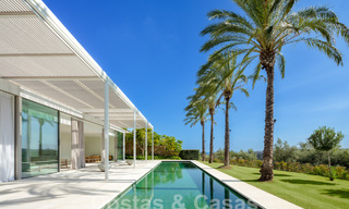 Sophisticated luxury villa for sale adjacent to an award-winning golf course on the Costa del Sol 60154 