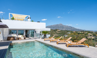 Sophisticated luxury villa for sale in exclusive golf resort with panoramic views in La Quinta, Marbella - Benahavis 60416 