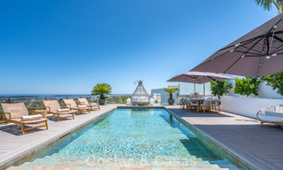Sophisticated luxury villa for sale in exclusive golf resort with panoramic views in La Quinta, Marbella - Benahavis 60417 