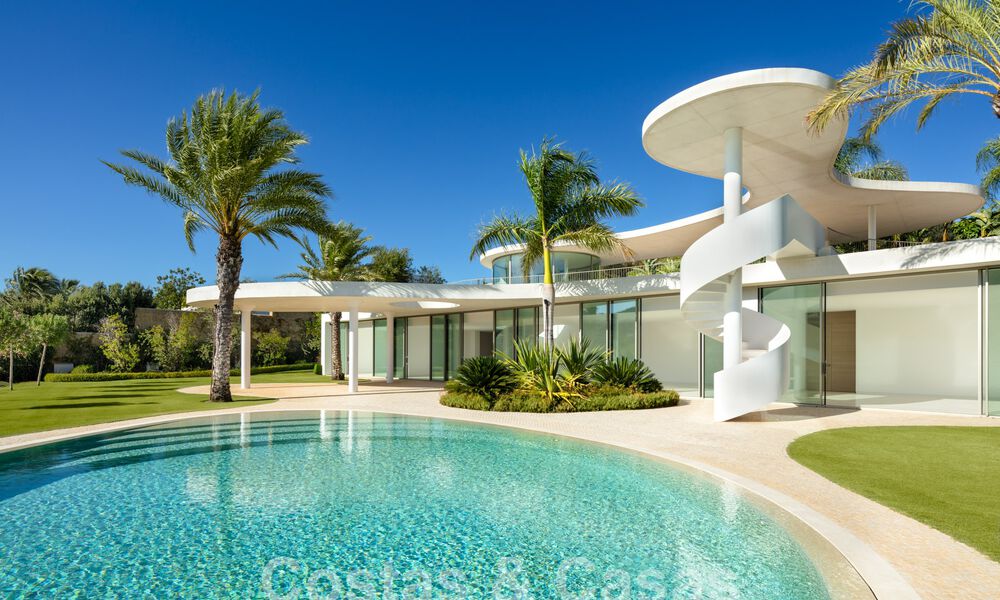 Extravagant designer villa for sale, first line golf in an outstanding golf resort on the Costa del Sol 60210