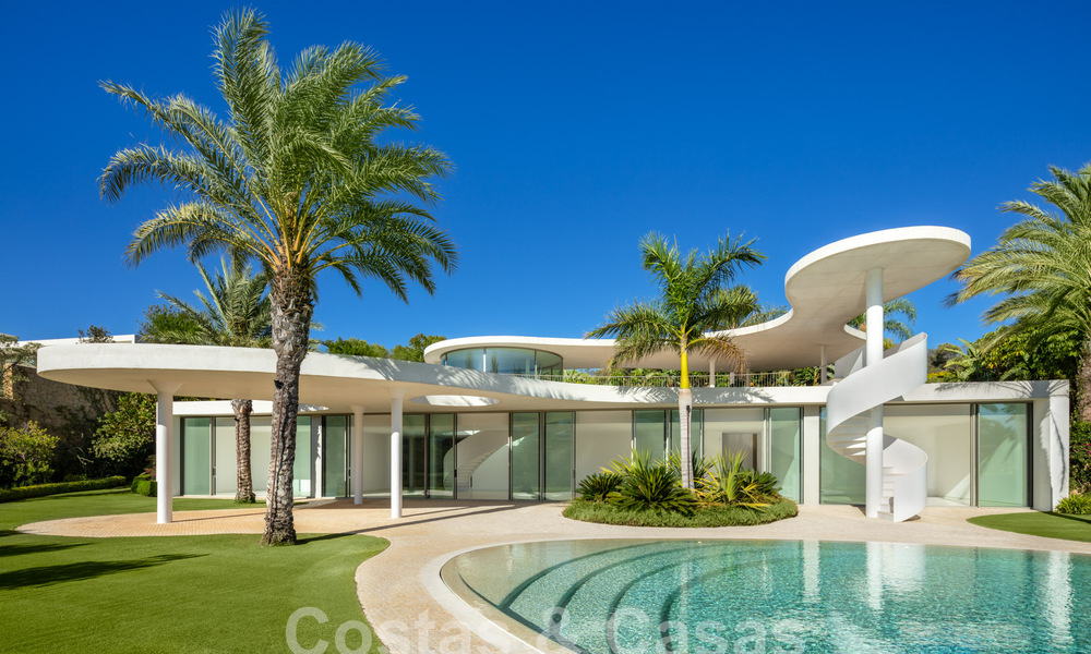 Extravagant designer villa for sale, first line golf in an outstanding golf resort on the Costa del Sol 60211