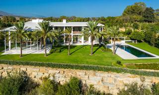 New, high-end luxury villa, on the front line of a first-class golf course on the Costa del Sol 60226 