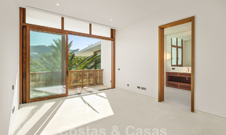 New, high-end luxury villa, on the front line of a first-class golf course on the Costa del Sol 60233 