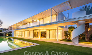 Majestic designer villa for sale right on a 5-star golf course on the Costa del Sol 60247 
