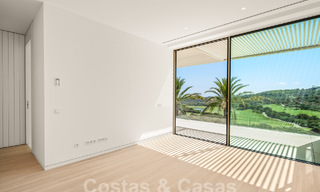 Majestic designer villa for sale right on a 5-star golf course on the Costa del Sol 60252 