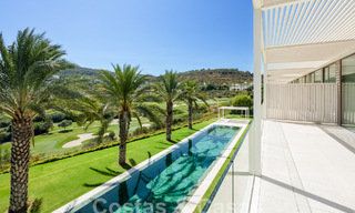 Majestic designer villa for sale right on a 5-star golf course on the Costa del Sol 60257 