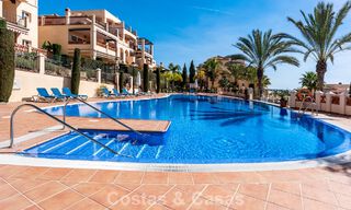 Spacious apartment for sale with sea views in frontline golf complex on the New Golden Mile, Marbella - Estepona 60384 