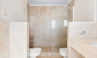 Spacious apartment for sale with sea views in frontline golf complex on the New Golden Mile, Marbella - Estepona 60400 