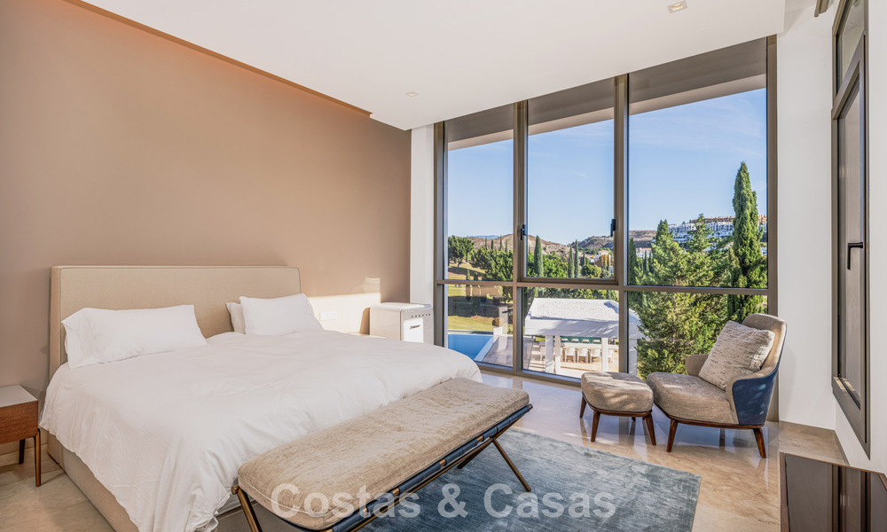 Contemporary luxury villa for sale, frontline 5-star golf resort in Marbella - Benahavis 60471
