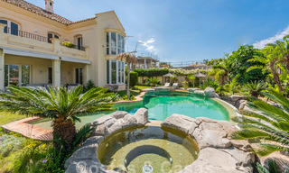 Luxury Andalusian-style villa for sale in the hills of La Quinta, Benahavis - Marbella 60633 