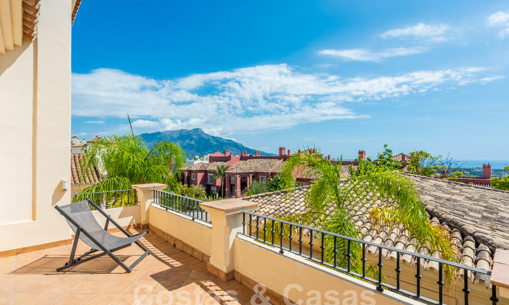 Luxury Andalusian-style villa for sale in the hills of La Quinta, Benahavis - Marbella 60649