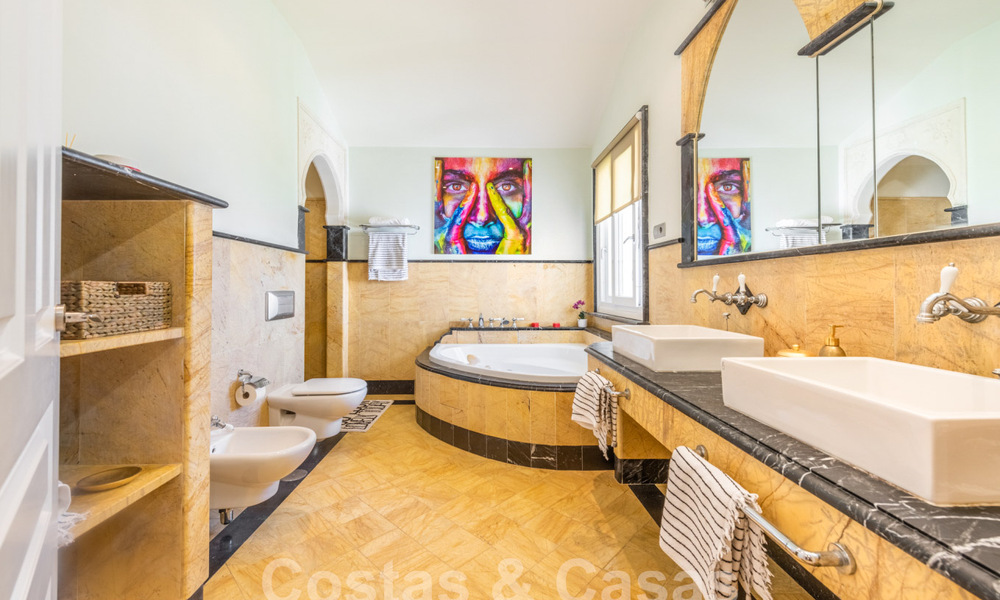 Luxury Andalusian-style villa for sale in the hills of La Quinta, Benahavis - Marbella 60651