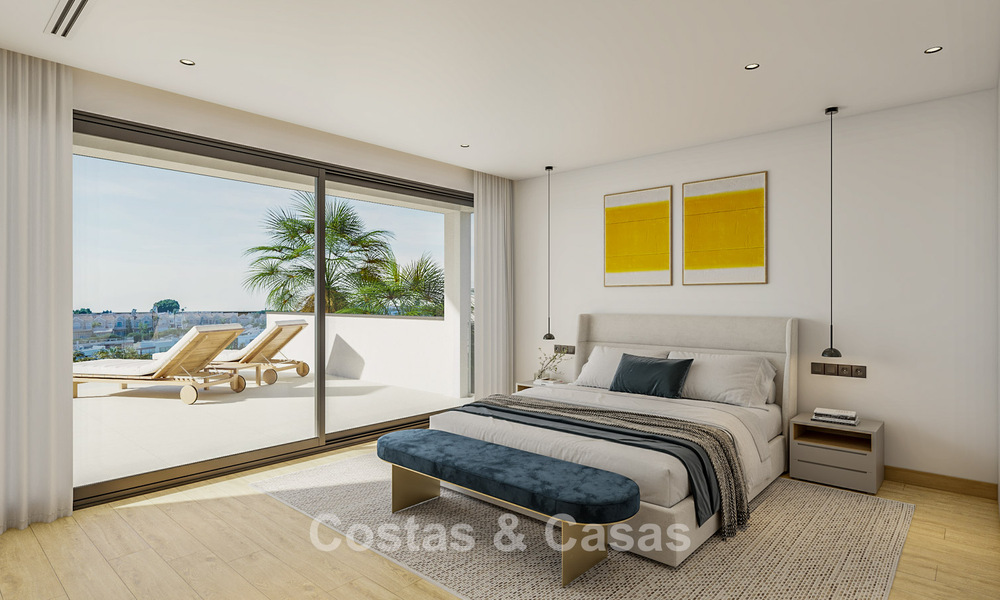 Modern luxury villas, frontline golf, on the New Golden Mile between Marbella and Estepona 792064