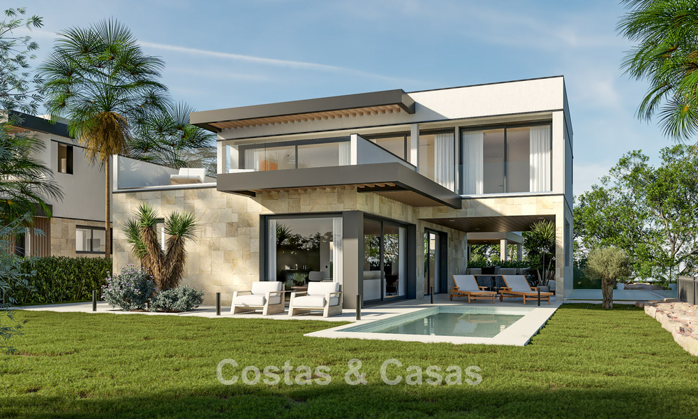 Modern luxury villas, frontline golf, on the New Golden Mile between Marbella and Estepona 792069