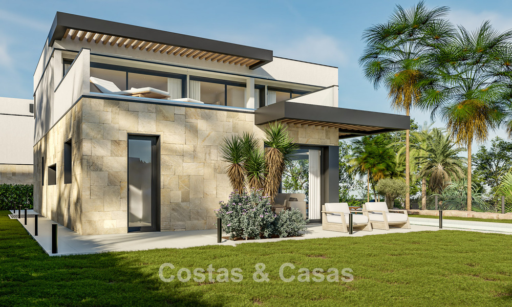 Modern luxury villas, frontline golf, on the New Golden Mile between Marbella and Estepona 792070