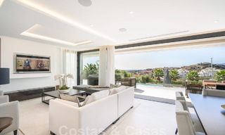 Sophisticated luxury villa with ultra-modern architecture for sale in Nueva Andalucia's golf valley, Marbella 60582 
