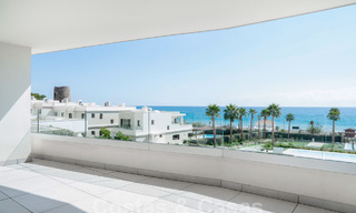 Modern luxury apartment for sale with sea views in an exclusive beach complex on the New Golden Mile, Marbella - Estepona 60770 