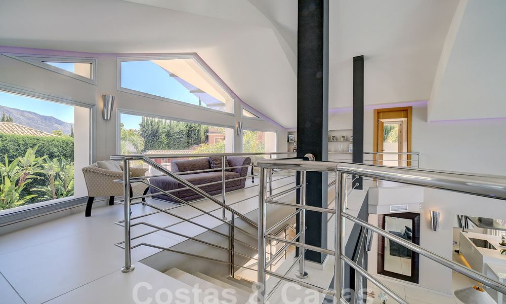 Modern luxury villa for sale looking at the golf in Nueva Andalucia, Marbella 60793