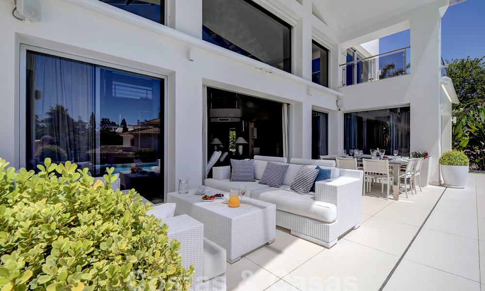 Modern luxury villa for sale looking at the golf in Nueva Andalucia, Marbella 60839