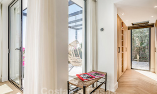 Luxury villa for sale with modern-Mediterranean design and sea views in Nueva Andalucia, Marbella 60944 
