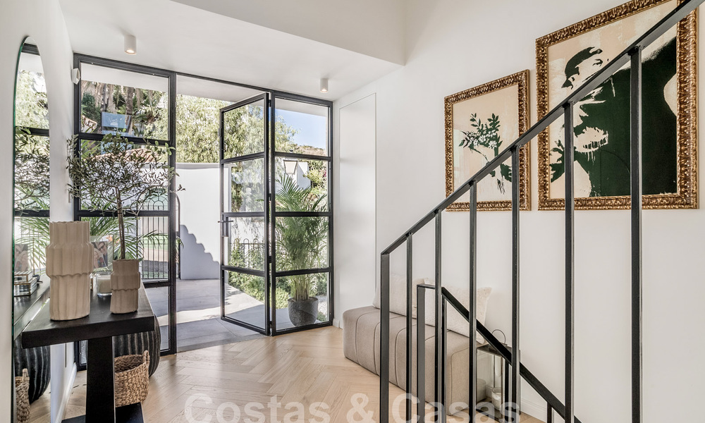 Luxury villa for sale with modern-Mediterranean design and sea views in Nueva Andalucia, Marbella 60947