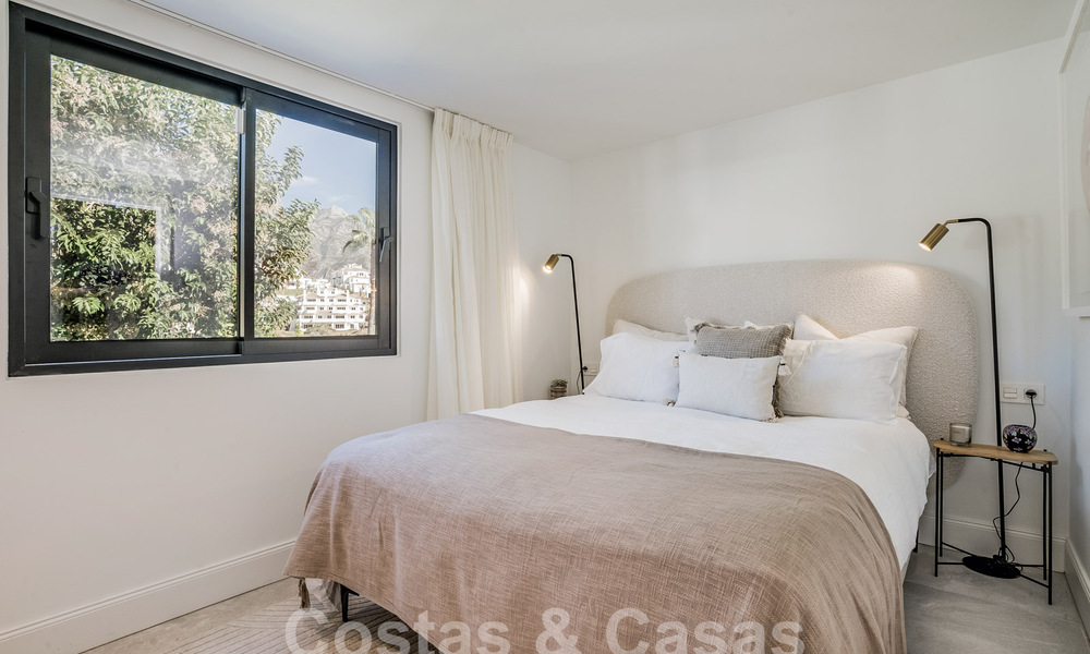 Luxury villa for sale with modern-Mediterranean design and sea views in Nueva Andalucia, Marbella 60954