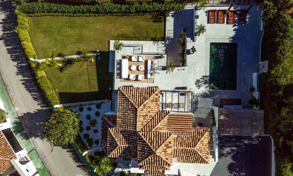 Luxury villa for sale with modern-Mediterranean design and sea views in Nueva Andalucia, Marbella 60959