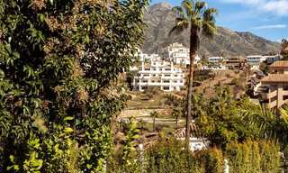 Luxury villa for sale with modern-Mediterranean design and sea views in Nueva Andalucia, Marbella 60965 