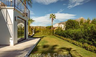 Luxury villa for sale with modern-Mediterranean design and sea views in Nueva Andalucia, Marbella 60984 