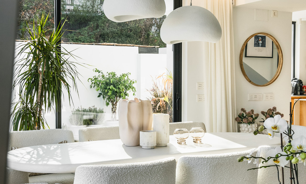 Luxury villa for sale with modern-Mediterranean design and sea views in Nueva Andalucia, Marbella 60991