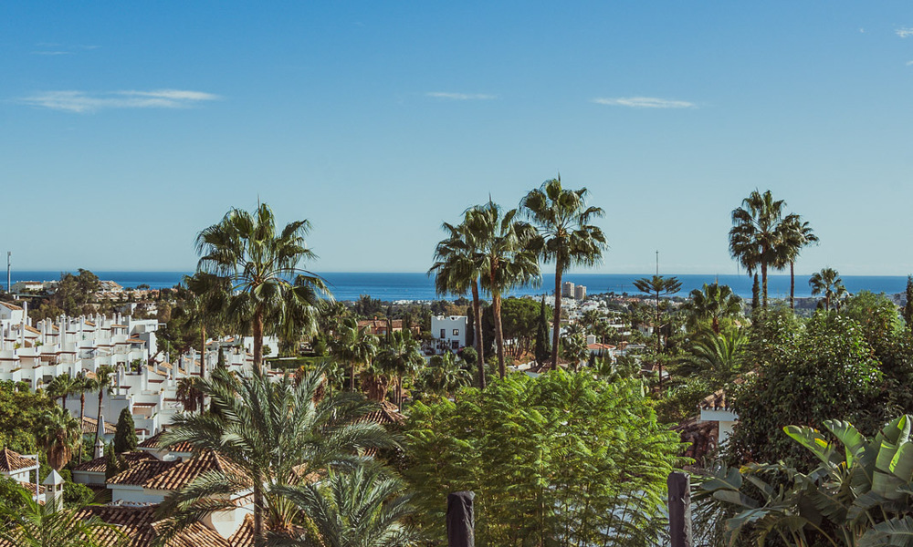 Luxury villa for sale with modern-Mediterranean design and sea views in Nueva Andalucia, Marbella 60995