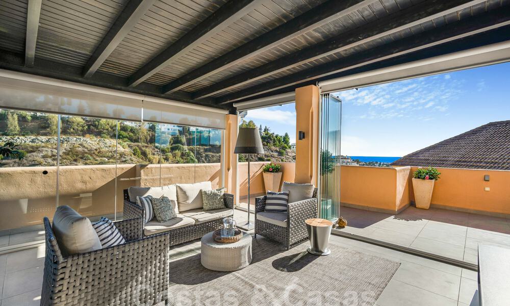 Spacious, luxury penthouse for sale with sea views and in a 5-star complex in Nueva Andalucia, Marbella 60879