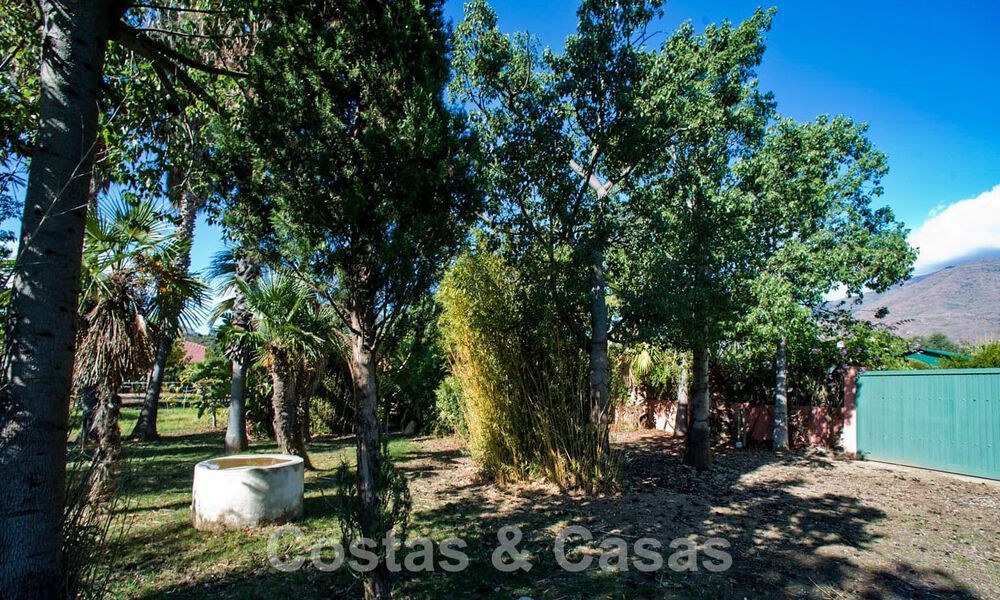 Finca with stables for sale a short distance from Estepona centre, Costa del Sol 61034