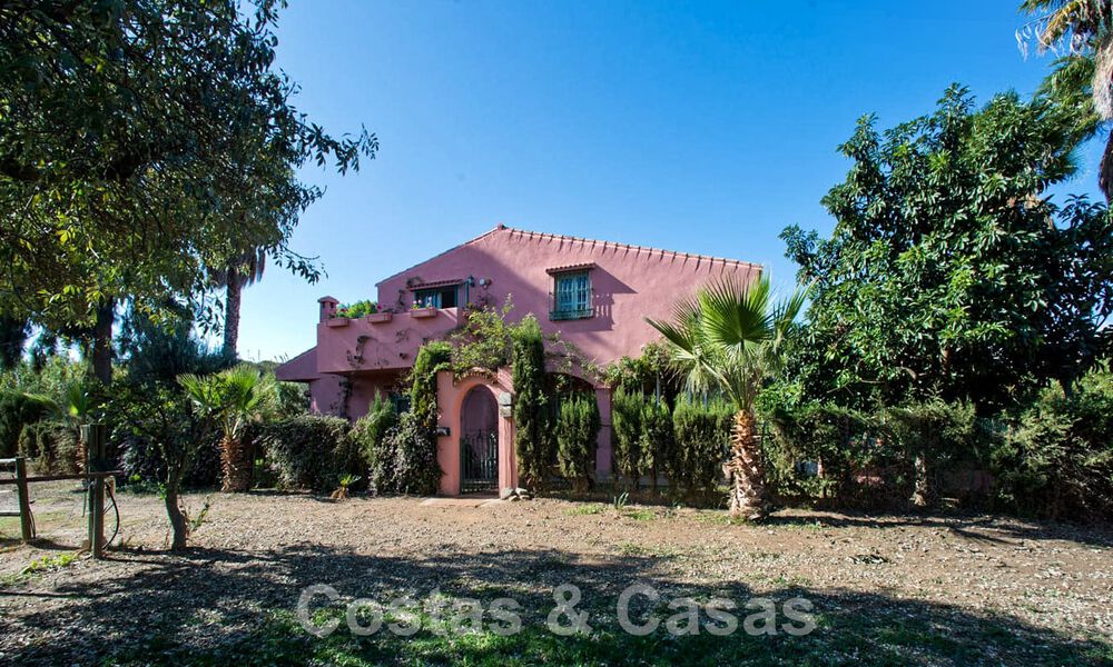 Finca with stables for sale a short distance from Estepona centre, Costa del Sol 61038