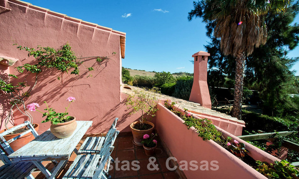 Finca with stables for sale a short distance from Estepona centre, Costa del Sol 61046