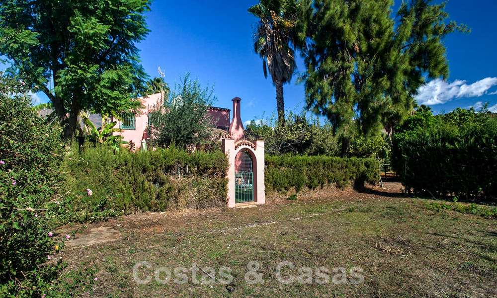 Finca with stables for sale a short distance from Estepona centre, Costa del Sol 61059