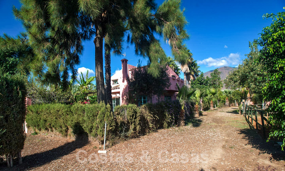 Finca with stables for sale a short distance from Estepona centre, Costa del Sol 61064