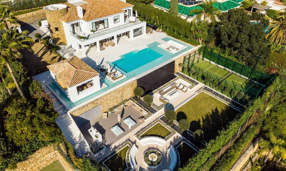 Spectacular resort-style luxury villa for sale with sea views in Nueva Andalucia's golf valley, Marbella 61093