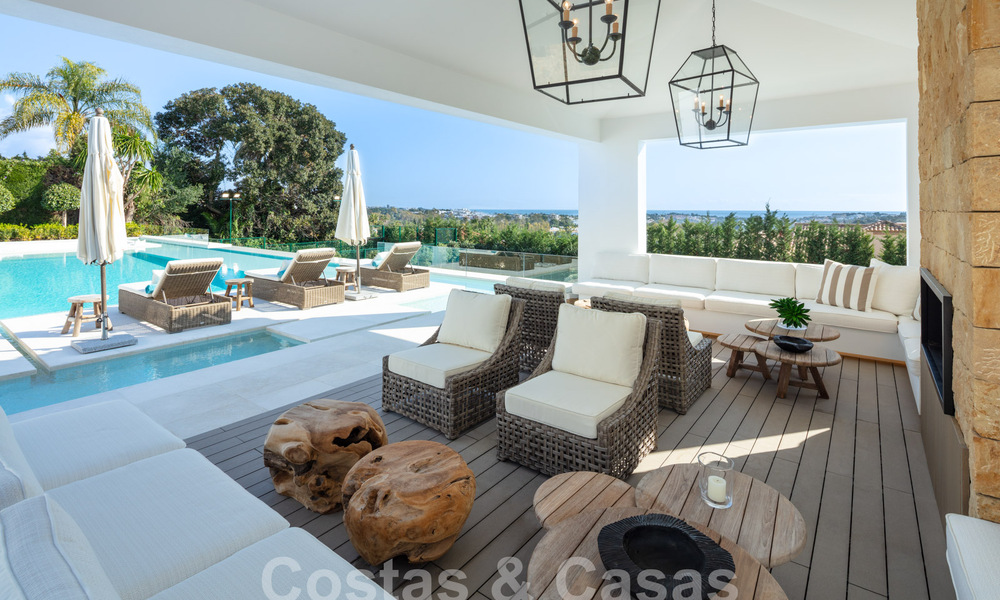 Spectacular resort-style luxury villa for sale with sea views in Nueva Andalucia's golf valley, Marbella 61099