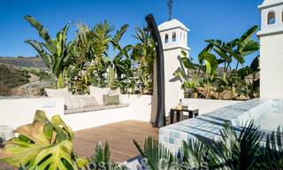 Quality refurbished penthouse for sale with inviting terrace and sea views in Nueva Andalucia, Marbella 61146 