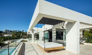 Move-in ready, sophisticated luxury villa for sale in Nueva Andalucia's golf valley, Marbella 61324 