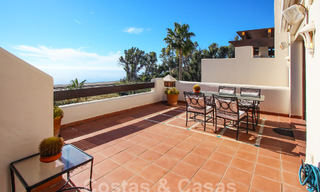 Spacious penthouse for sale in gated beach complex with undisturbed sea views on the New Golden Mile, Marbella - Estepona 61432 